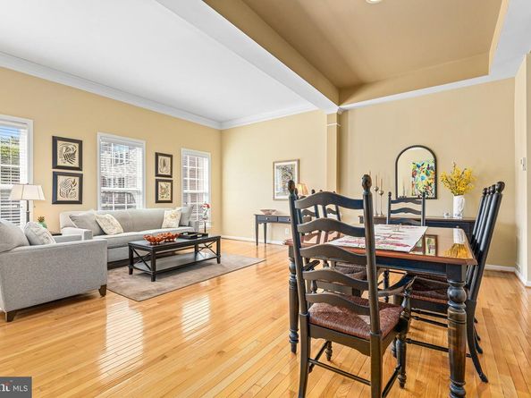 2406 Gretter Place, Alexandria VA 22311