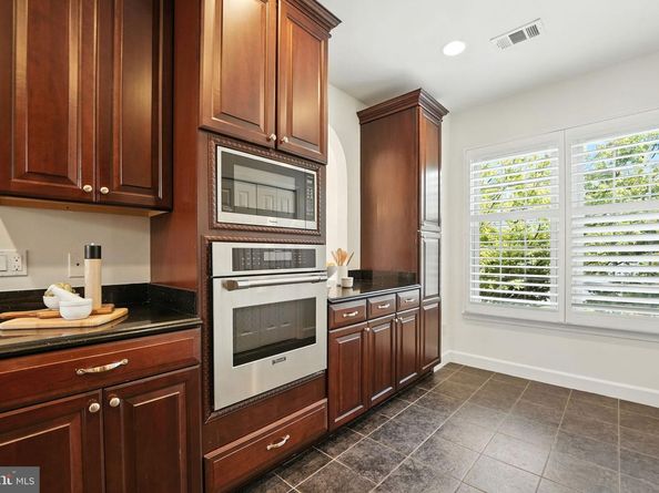 3908 Charles Avenue, Alexandria VA 22305