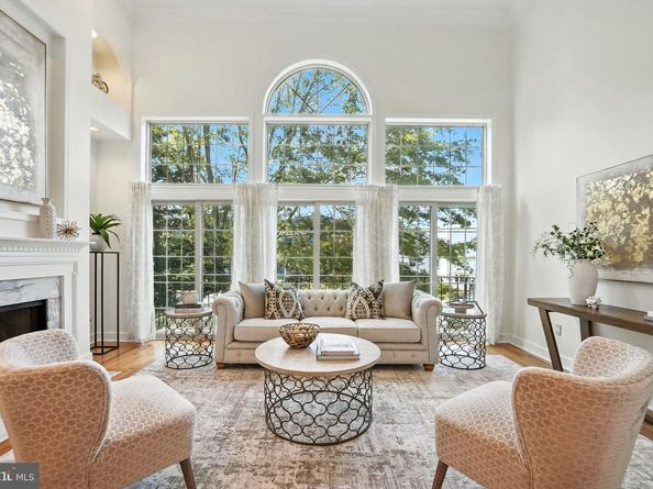 3908 Charles Avenue, Alexandria VA 22305