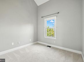 3908 Charles Avenue, Alexandria VA 22305