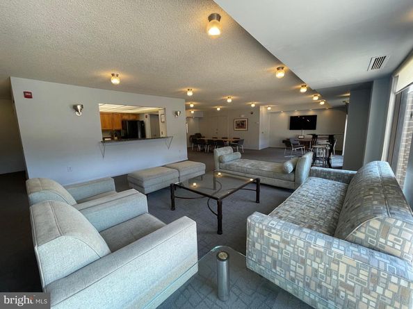 200 N Pickett Street N 703, Alexandria VA 22304