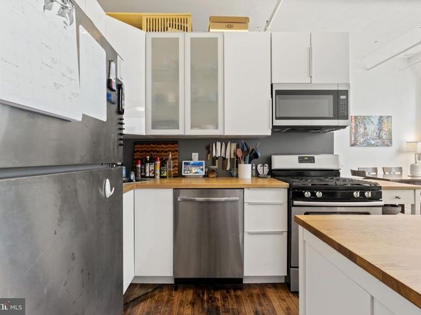 314 N 12TH Street 203, Philadelphia PA 19107
