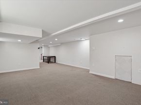 728 E Phil Ellena Street, Philadelphia PA 19119