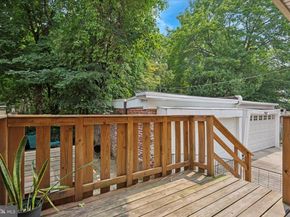 728 E Phil Ellena Street, Philadelphia PA 19119