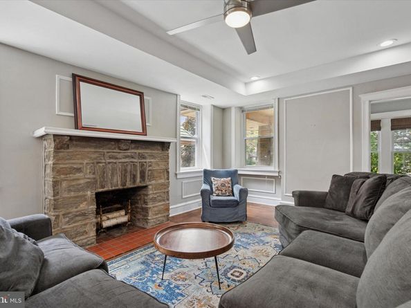 728 E Phil Ellena Street, Philadelphia PA 19119