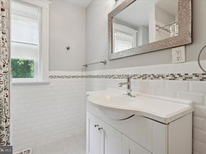 728 E Phil Ellena Street, Philadelphia PA 19119