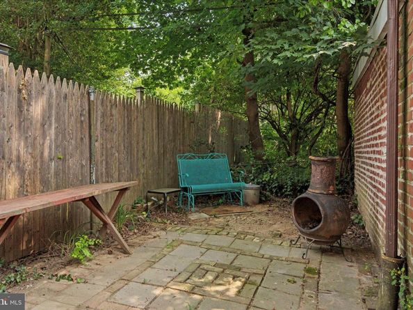 728 E Phil Ellena Street, Philadelphia PA 19119