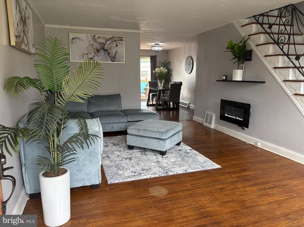 7661 Overbrook Avenue, Philadelphia PA 19151