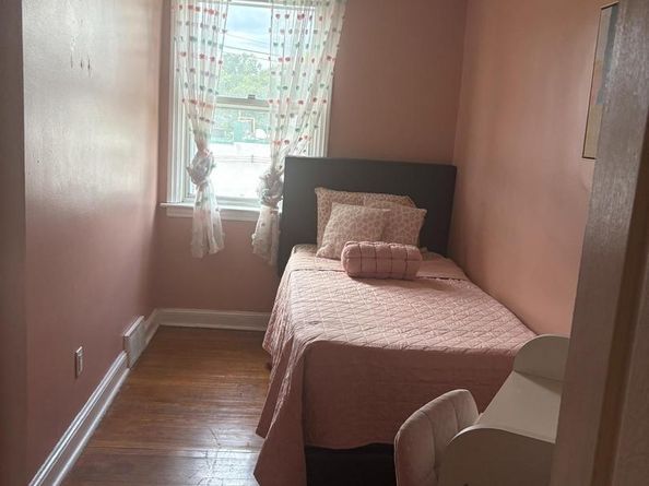7661 Overbrook Avenue, Philadelphia PA 19151