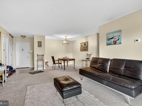 309 Yoakum Parkway 914, Alexandria VA 22304