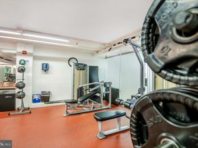 1600 N Oak Street 212, Arlington VA 22209