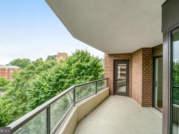 1600 N Oak Street 212, Arlington VA 22209