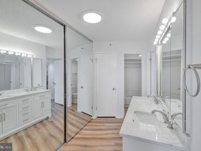 1600 N Oak Street 212, Arlington VA 22209