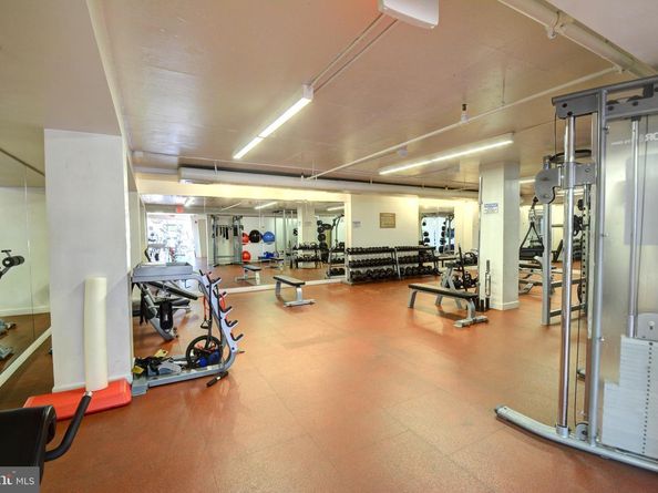 1600 N Oak Street 212, Arlington VA 22209