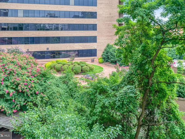 1600 N Oak Street 212, Arlington VA 22209