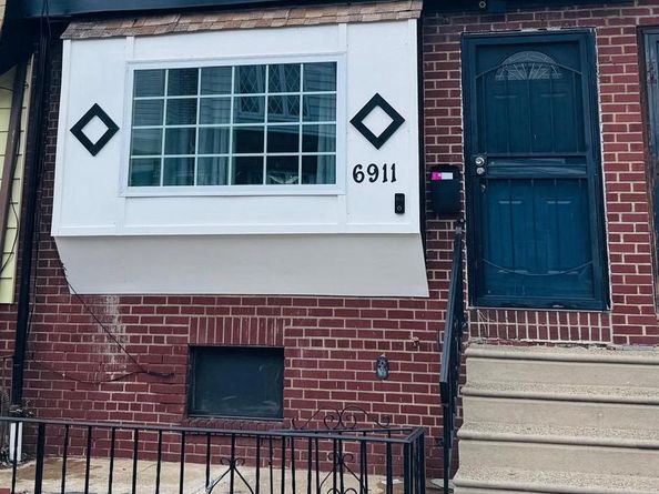 6911 Chelwynde Avenue, Philadelphia PA 19142