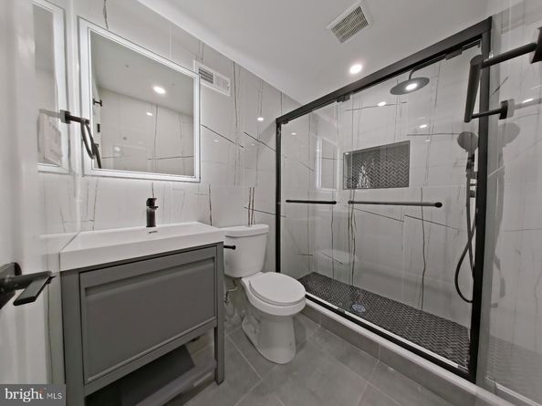 1307 N Randolph Street, Philadelphia PA 19122