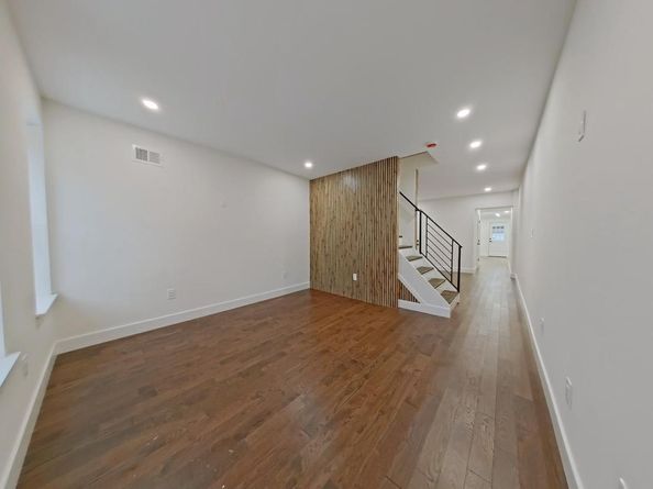 1307 N Randolph Street, Philadelphia PA 19122