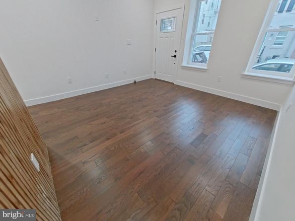1307 N Randolph Street, Philadelphia PA 19122