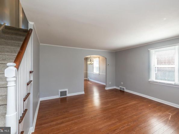 1037 Cobbs Street, Drexel Hill PA 19026