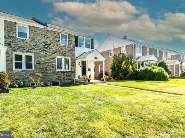 1037 Cobbs Street, Drexel Hill PA 19026