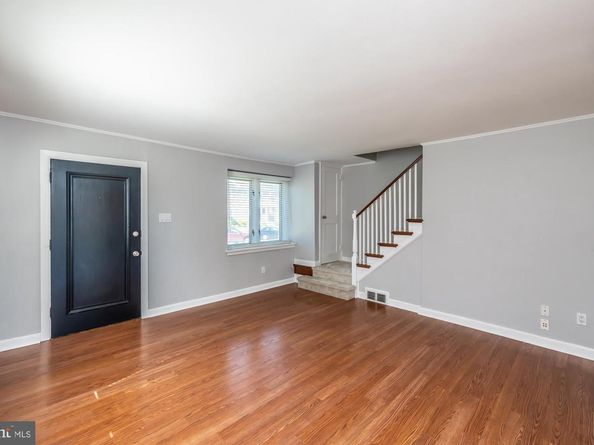 1037 Cobbs Street, Drexel Hill PA 19026