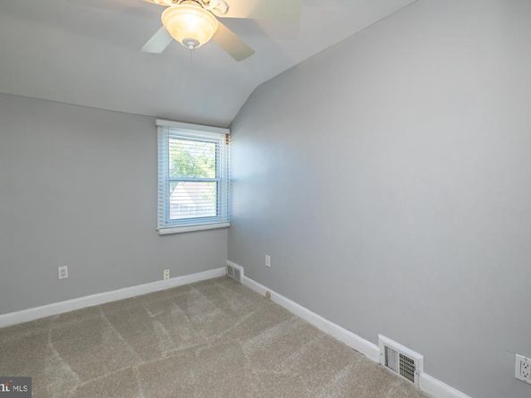 1037 Cobbs Street, Drexel Hill PA 19026