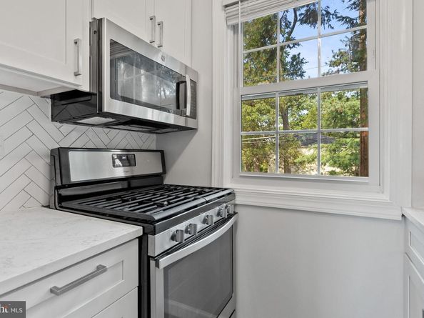 229 N George Mason Drive 2292, Arlington VA 22203