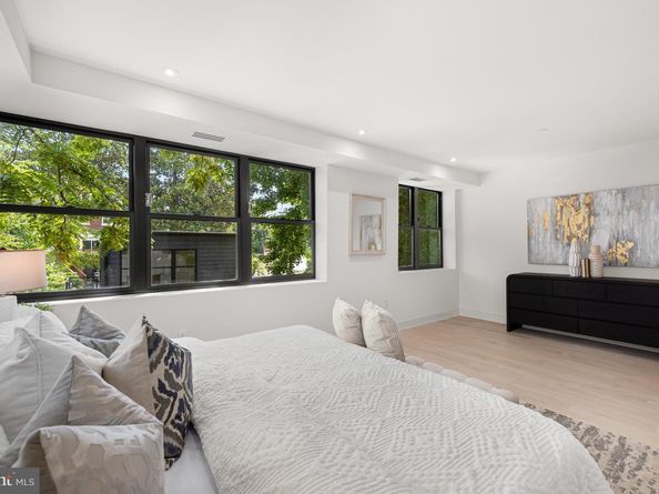 2815 Bellevue Terrace NW, Washington DC 20007