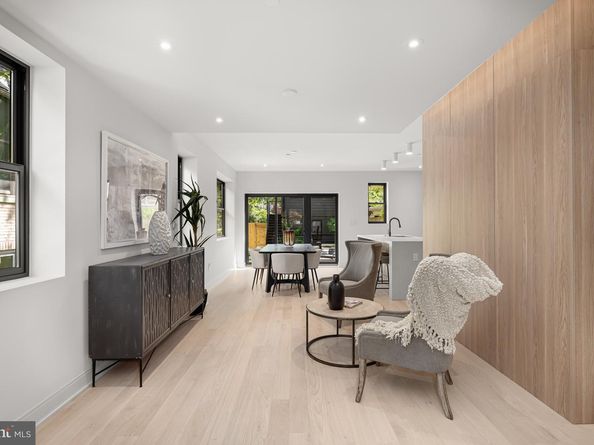 2815 Bellevue Terrace NW, Washington DC 20007