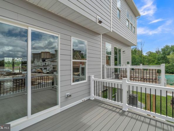 258 River Trail Circle, King Of Prussia PA 19406