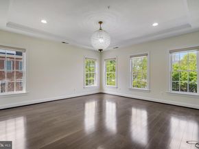 2082 Hutchison Grove Court, Falls Church VA 22043