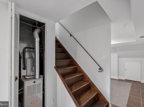 221 Hickory Hill Road, Philadelphia PA 19154
