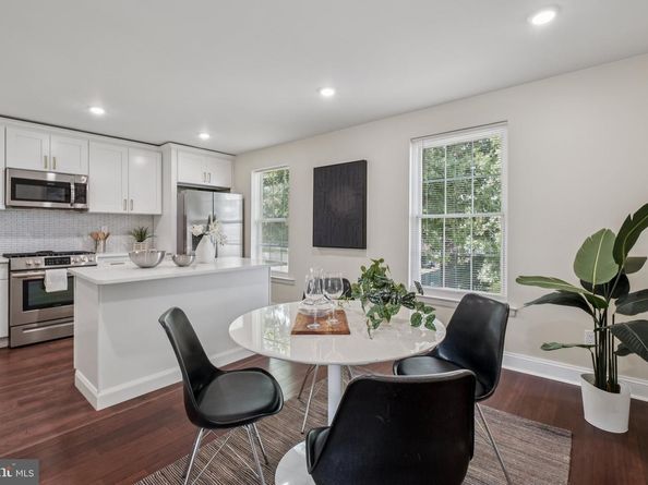 221 Hickory Hill Road, Philadelphia PA 19154