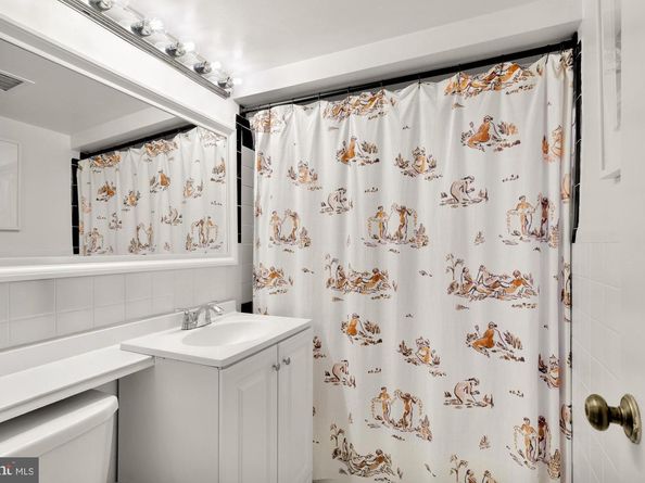 3825 Davis Place NW 202, Washington DC 20007