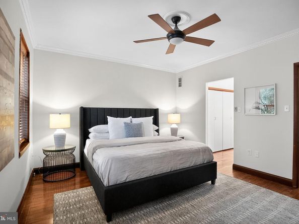 2424 Lombard Street, Philadelphia PA 19146
