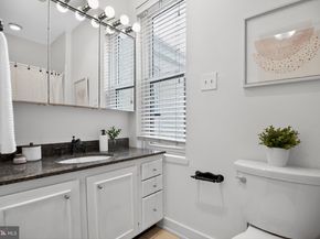 2424 Lombard Street, Philadelphia PA 19146