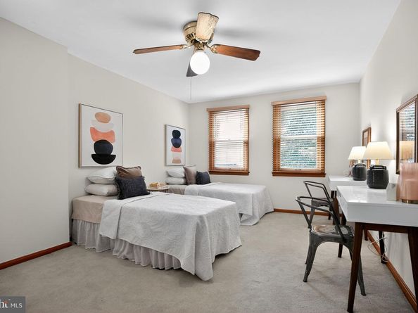 2424 Lombard Street, Philadelphia PA 19146