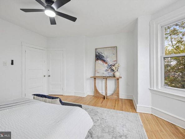 5754 Larchwood Avenue, Philadelphia PA 19143