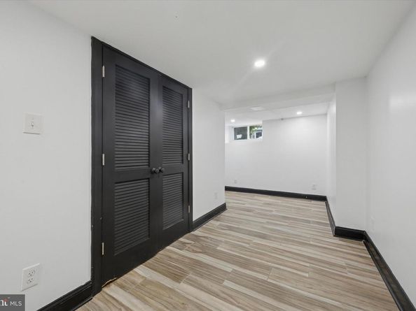 5754 Larchwood Avenue, Philadelphia PA 19143