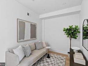 828 21st Street NE 3, Washington DC 20002