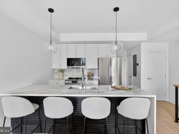 828 21st Street NE 3, Washington DC 20002