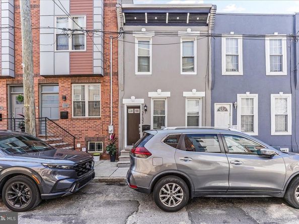 2132 Sears Street, Philadelphia PA 19146