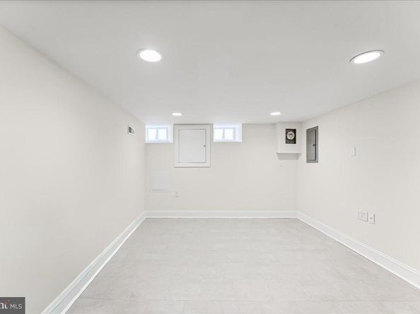 2132 Sears Street, Philadelphia PA 19146