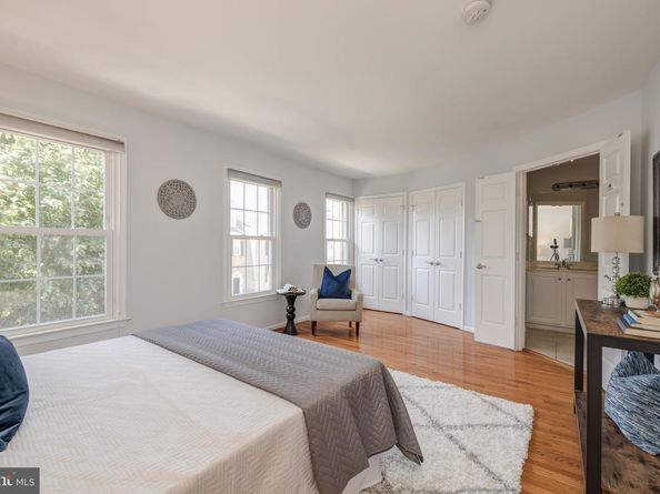 2040 Pieris Court, Vienna VA 22182