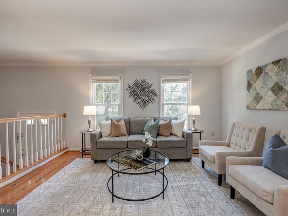 2040 Pieris Court, Vienna VA 22182