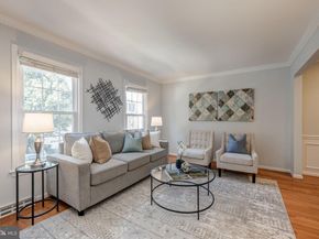 2040 Pieris Court, Vienna VA 22182
