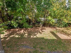 2040 Pieris Court, Vienna VA 22182