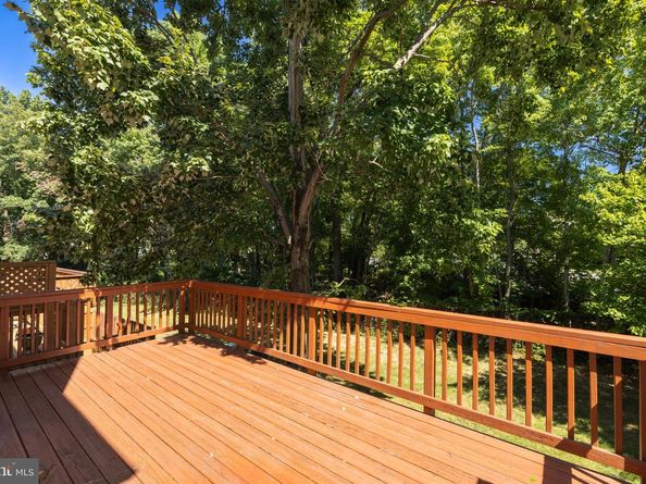 2040 Pieris Court, Vienna VA 22182