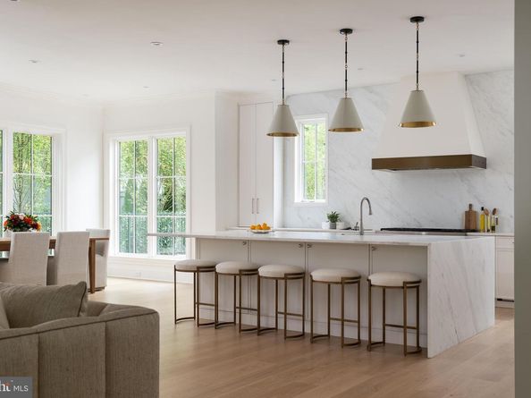 2916 Chesapeake Street NW, Washington DC 20008